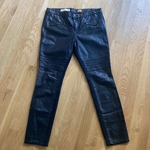 ANTHROPOLOGIE PILCRO AND THE LETTERPRESS BLACK FAUX LEATHER FRONT MOTO PANTS 31